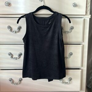 Oiselle tank size 2